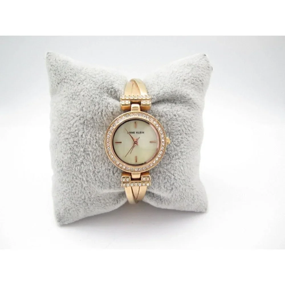 Women Anne Klein Crystals Quartz WR Analog Dial Causal Round Watch (G444)